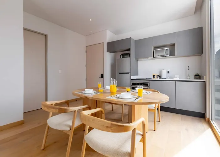 305 1br Capitalia Modern With Rooftop Jacuzzi Gym